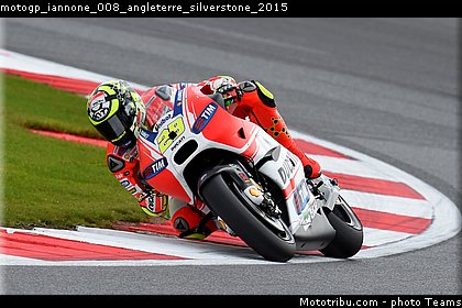 motogp_iannone_008_angleterre_silverstone_2015.jpg