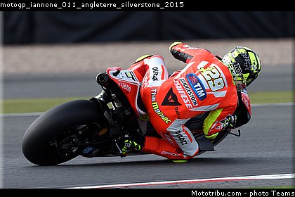 motogp_iannone_011_angleterre_silverstone_2015.jpg