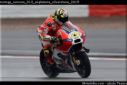 motogp_iannone_013_angleterre_silverstone_2015.jpg