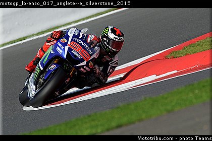 motogp_lorenzo_017_angleterre_silverstone_2015.jpg