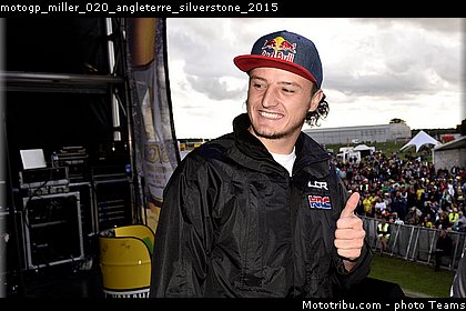 motogp_miller_020_angleterre_silverstone_2015.jpg