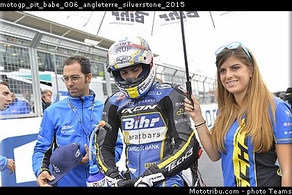 motogp_pit_babe_006_angleterre_silverstone_2015.jpg