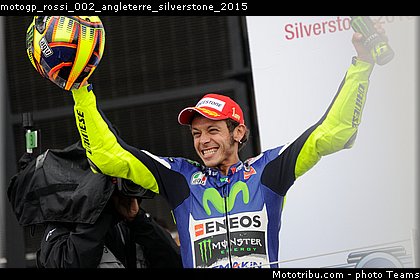 motogp_rossi_002_angleterre_silverstone_2015.jpg