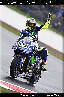motogp_rossi_004_angleterre_silverstone_2015.jpg
