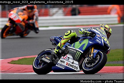 motogp_rossi_023_angleterre_silverstone_2015.jpg