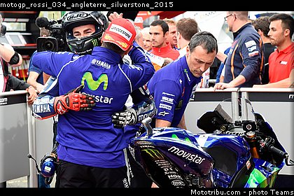 motogp_rossi_034_angleterre_silverstone_2015.jpg