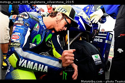 motogp_rossi_035_angleterre_silverstone_2015.jpg