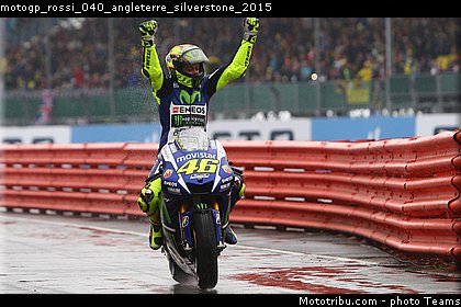 motogp_rossi_040_angleterre_silverstone_2015.jpg
