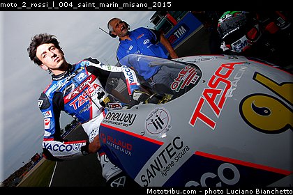 moto_2_rossi_l_004_saint_marin_misano_2015.jpg