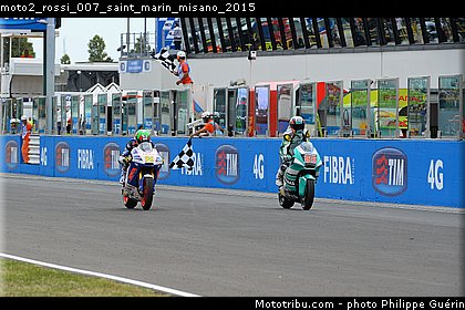 moto2_rossi_007_saint_marin_misano_2015.jpg