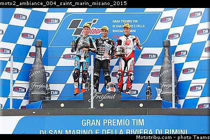 moto2_ambiance_004_saint_marin_misano_2015.jpg