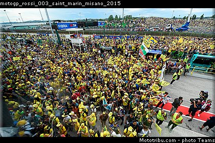 motogp_rossi_003_saint_marin_misano_2015.jpg
