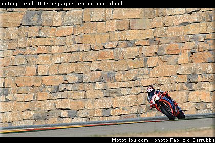 motogp_bradl_003_espagne_aragon_motorland.jpg