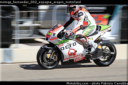motogp_hernandez_002_espagne_aragon_motorland.jpg
