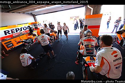 motogp_ambiance_004_espagne_aragon_motorland_2015.jpg