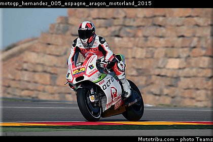 motogp_hernandez_005_espagne_aragon_motorland_2015.jpg