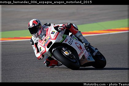 motogp_hernandez_006_espagne_aragon_motorland_2015.jpg
