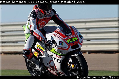 motogp_hernandez_011_espagne_aragon_motorland_2015.jpg