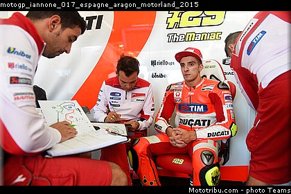 motogp_iannone_017_espagne_aragon_motorland_2015.jpg
