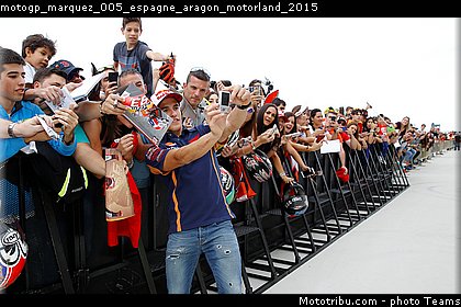 motogp_marquez_005_espagne_aragon_motorland_2015.jpg