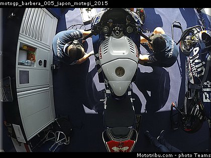 motogp_barbera_005_japon_motegi_2015.jpg
