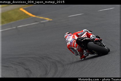 motogp_dovizioso_004_japon_motegi_2015.jpg