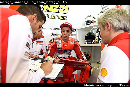 motogp_iannone_006_japon_motegi_2015.jpg