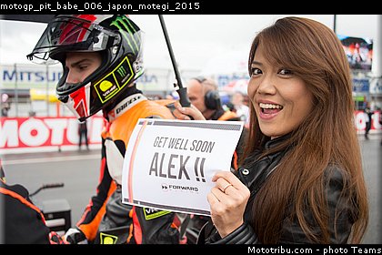 motogp_pit_babe_006_japon_motegi_2015.jpg