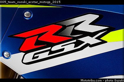 005_team_suzuki_ecstar_motogp_2015.jpg