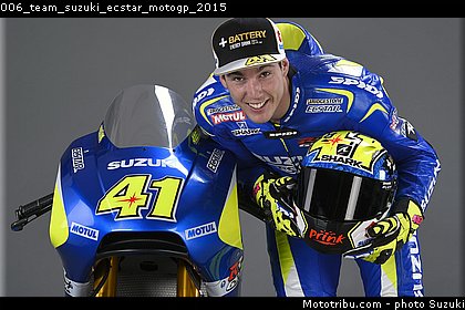 006_team_suzuki_ecstar_motogp_2015.jpg