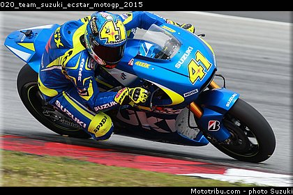 020_team_suzuki_ecstar_motogp_2015.jpg