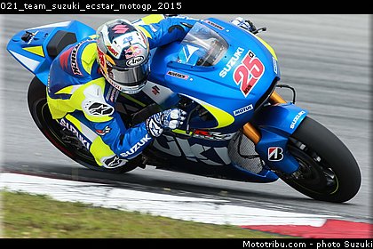 021_team_suzuki_ecstar_motogp_2015.jpg
