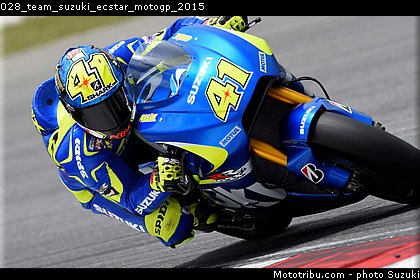 028_team_suzuki_ecstar_motogp_2015.jpg