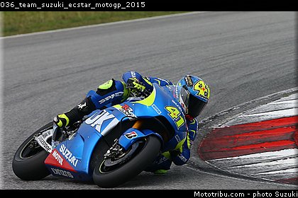 036_team_suzuki_ecstar_motogp_2015.jpg