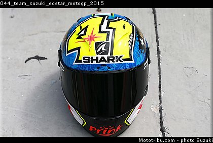 044_team_suzuki_ecstar_motogp_2015.jpg