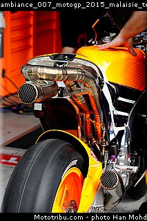 ambiance_007_motogp_2015_malaisie_tests.jpg