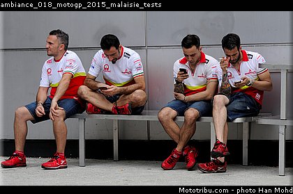 ambiance_018_motogp_2015_malaisie_tests.jpg