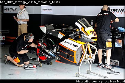 baz_002_motogp_2015_malaisie_tests.jpg