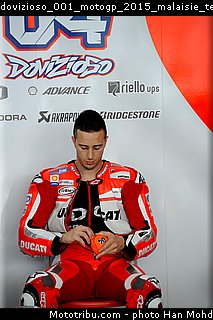 dovizioso_001_motogp_2015_malaisie_tests.jpg