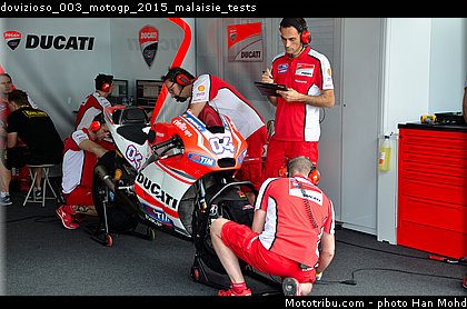dovizioso_003_motogp_2015_malaisie_tests.jpg
