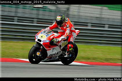 iannone_004_motogp_2015_malaisie_tests.jpg