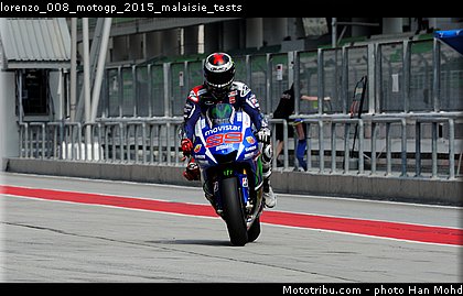 lorenzo_008_motogp_2015_malaisie_tests.jpg