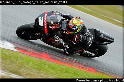 melandri_005_motogp_2015_malaisie_tests.jpg