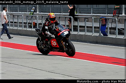 melandri_006_motogp_2015_malaisie_tests.jpg