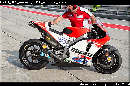 tech3_002_motogp_2015_malaisie_tests.jpg