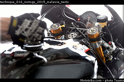 technique_016_motogp_2015_malaisie_tests.jpg
