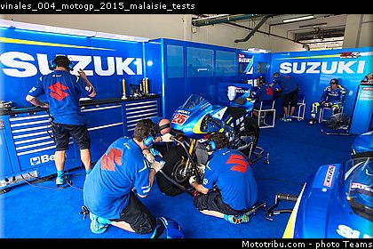 vinales_004_motogp_2015_malaisie_tests.jpg