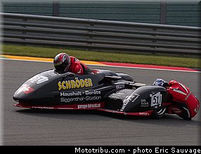 peter_schroeder_manuel_hirschi_003_sidecar_2013_allemagne_sachsenring.jpg