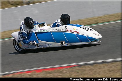 makkula_petri_karttiala_timo_01_sidecar_2013_allemagne_oschersleben.jpg