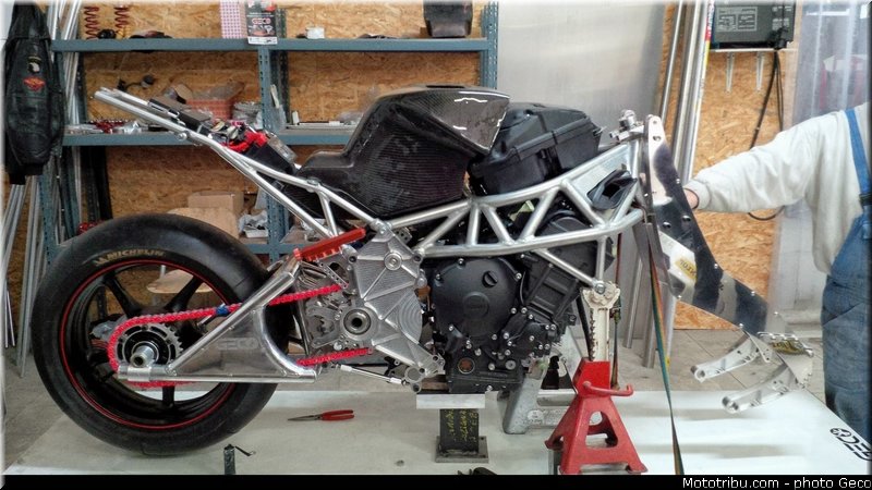 MOTO 
